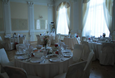 Ресторан, свадебный зал и тонкости организации свадебного банкета